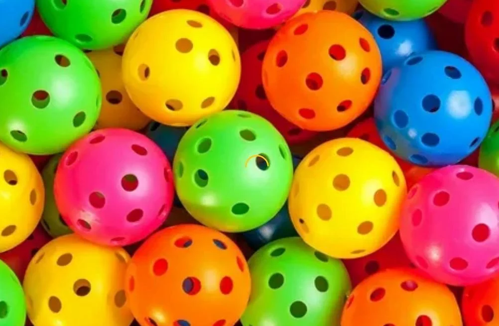 The Best Indoor Pickleball Balls | Infopickleball - Can You Use Outdoor Pickleballs Indoors